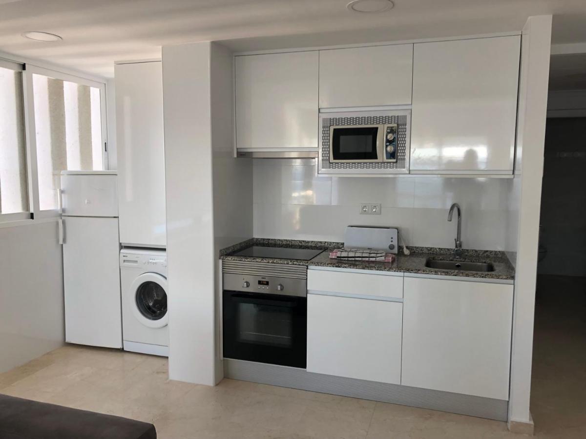 Torre Levante Plus - Arca Rent เบนิดอร์ม ภายนอก รูปภาพ